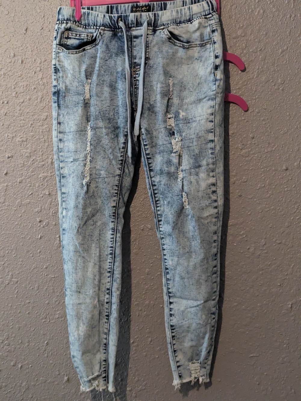 L Light Blue Distressed Skinny Jeans